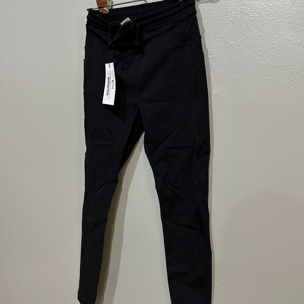 ZYIA Black Cinched Waistband Pocket Luxe